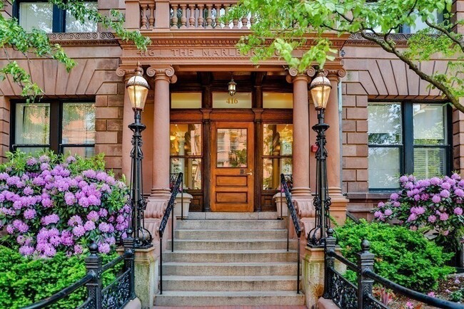 Building Photo - 416 Marlborough St