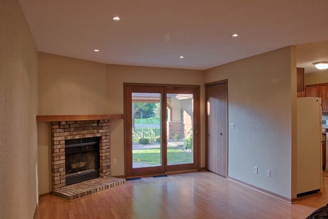 Building Photo - 4 125th LN NW