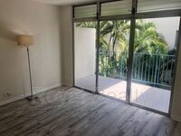 Building Photo - 2328 Seaview Ave