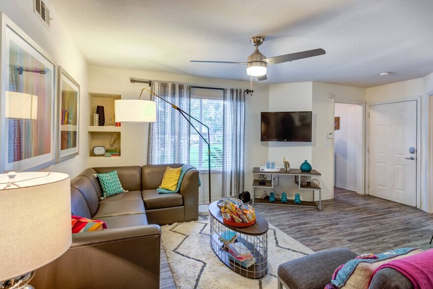 Mercury 3100 3100 Alafaya Club Dr Orlando FL 32817 Apartment Finder