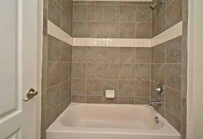 Building Photo - 588 Merry Brook Cir