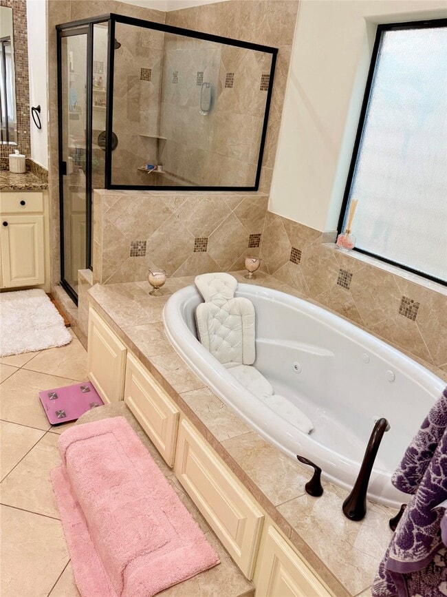 Building Photo - 11206 Mattina Dr