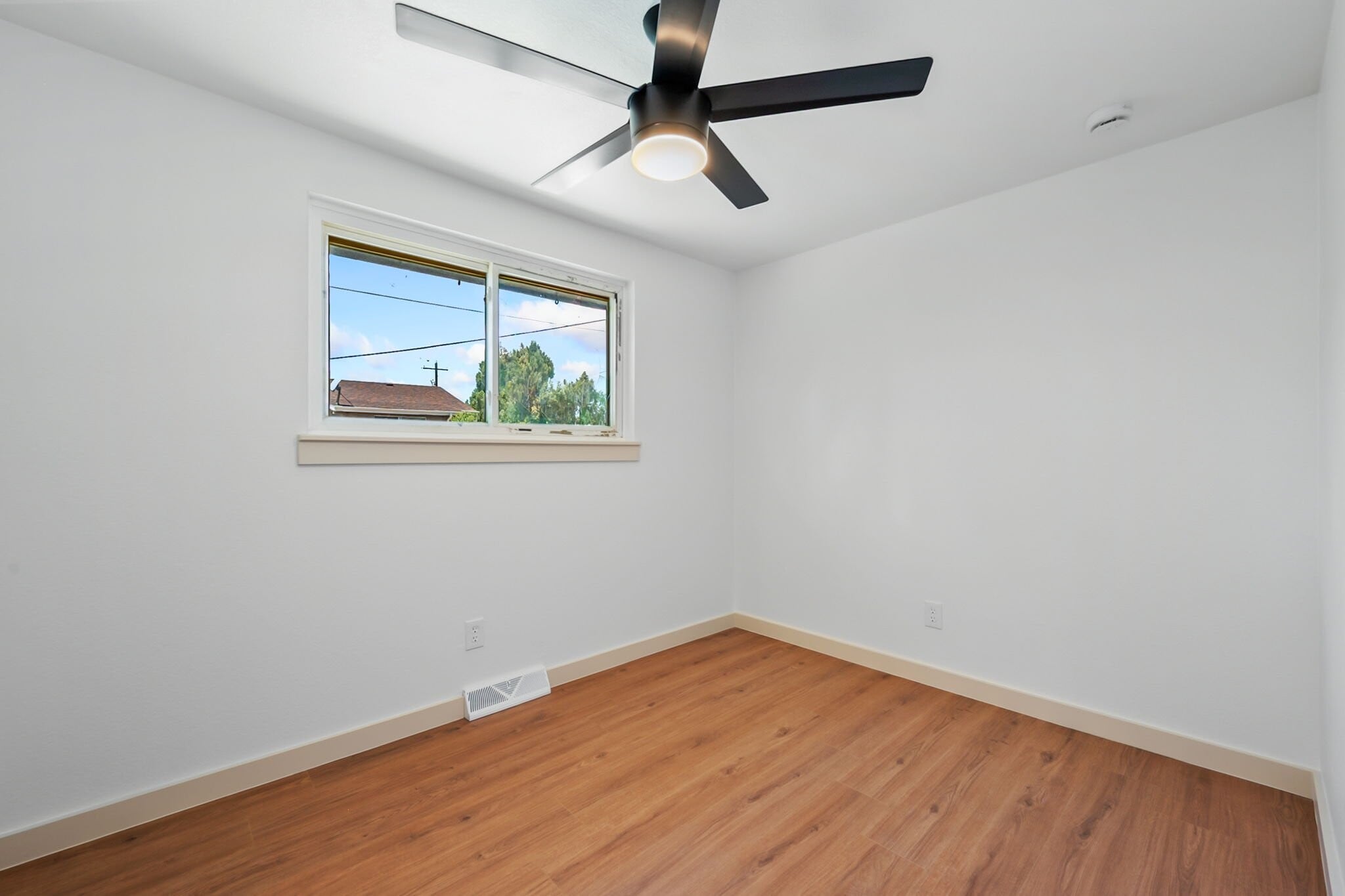 Building Photo - 1641 Lashley St