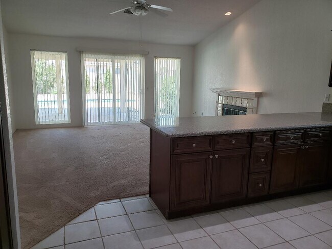 Building Photo - 68412 Descanso Cir