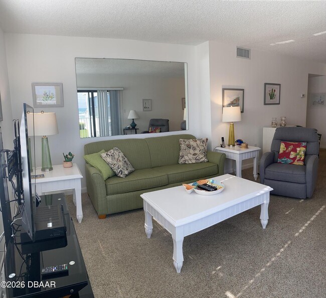 Building Photo - 1571 S Atlantic Ave