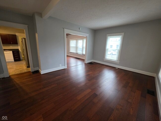 Building Photo - 5030 E New York St