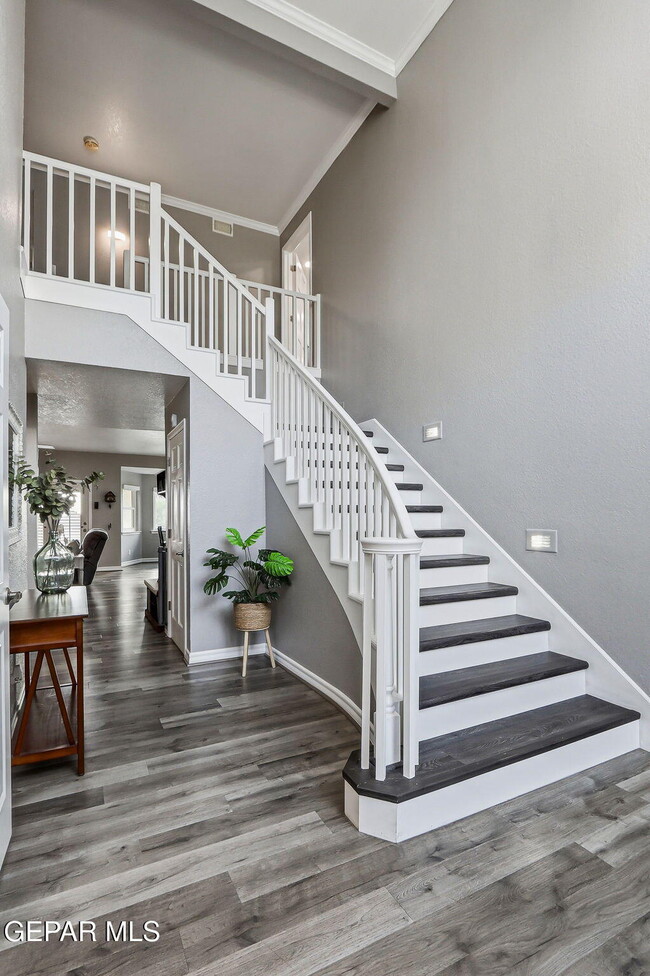Building Photo - 871 Via Alegre Ln