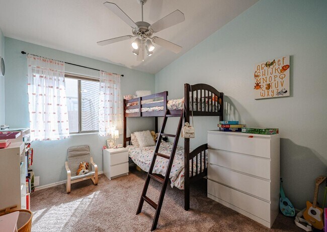 Building Photo - 4010 E Sidewinder Ct