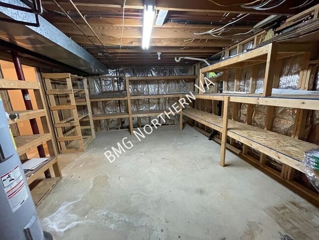 Building Photo - 1846 Clovermeadow Dr