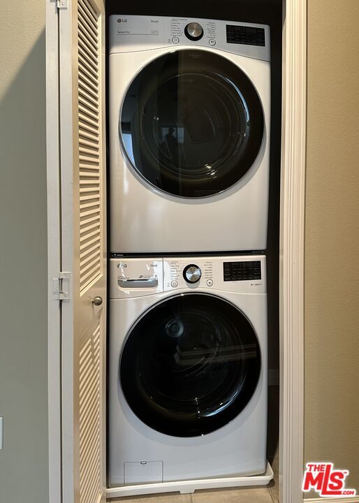 Building Photo - 629 Traction Ave