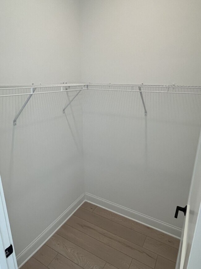 Building Photo - Brand New Corner Unit 2 Bed Condo in Corne...