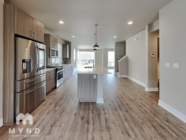 Building Photo - 17231 SW Goldcrest Ln