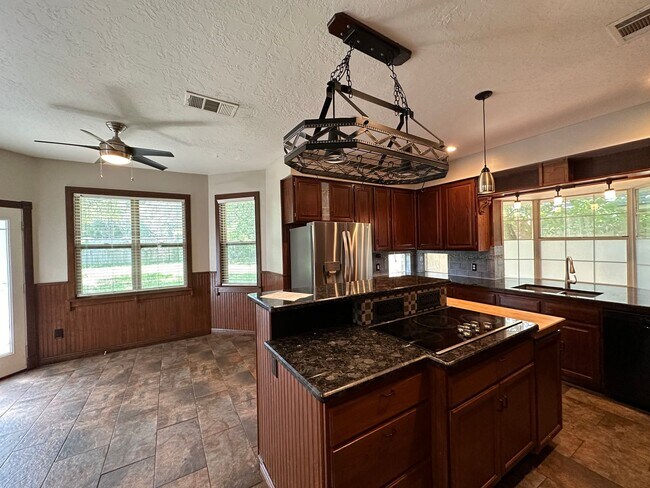 Building Photo - South Austin, Circle-C, Two Story - Available Now