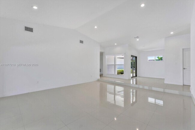 Building Photo - 9203 SW 136th Terrace