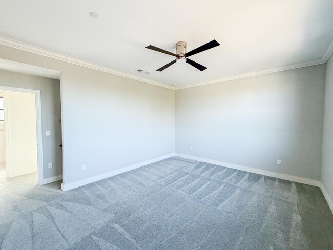 Building Photo - Newer Modern Single Family Home With Cupertino Schools