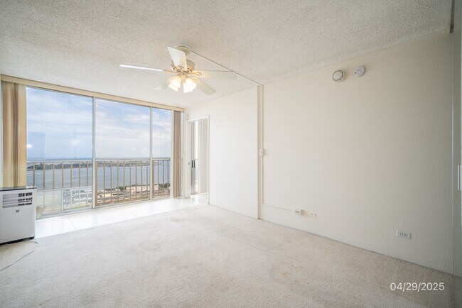 Building Photo - 2Bd/2Ba/2Pkg LELE PONO in Aiea - $2750