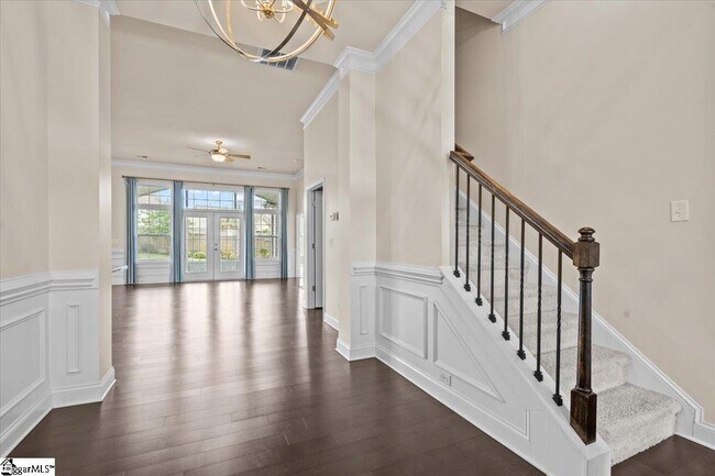 Building Photo - 906 Deephallow Pl