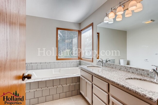 Building Photo - Coming Soon! Beautiful Portland Home in Bethany Neighborhood!!!