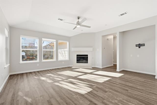 Building Photo - 7620 Waterside Pl