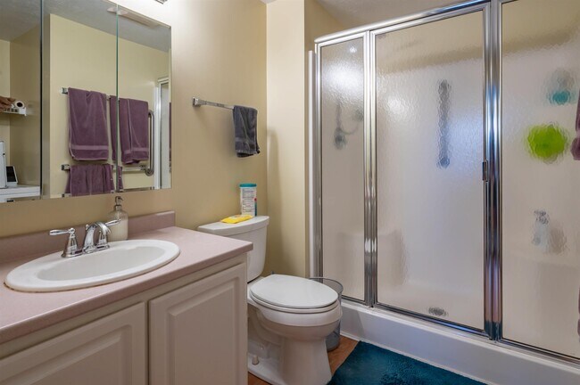 Building Photo - 4 Myopia Ln