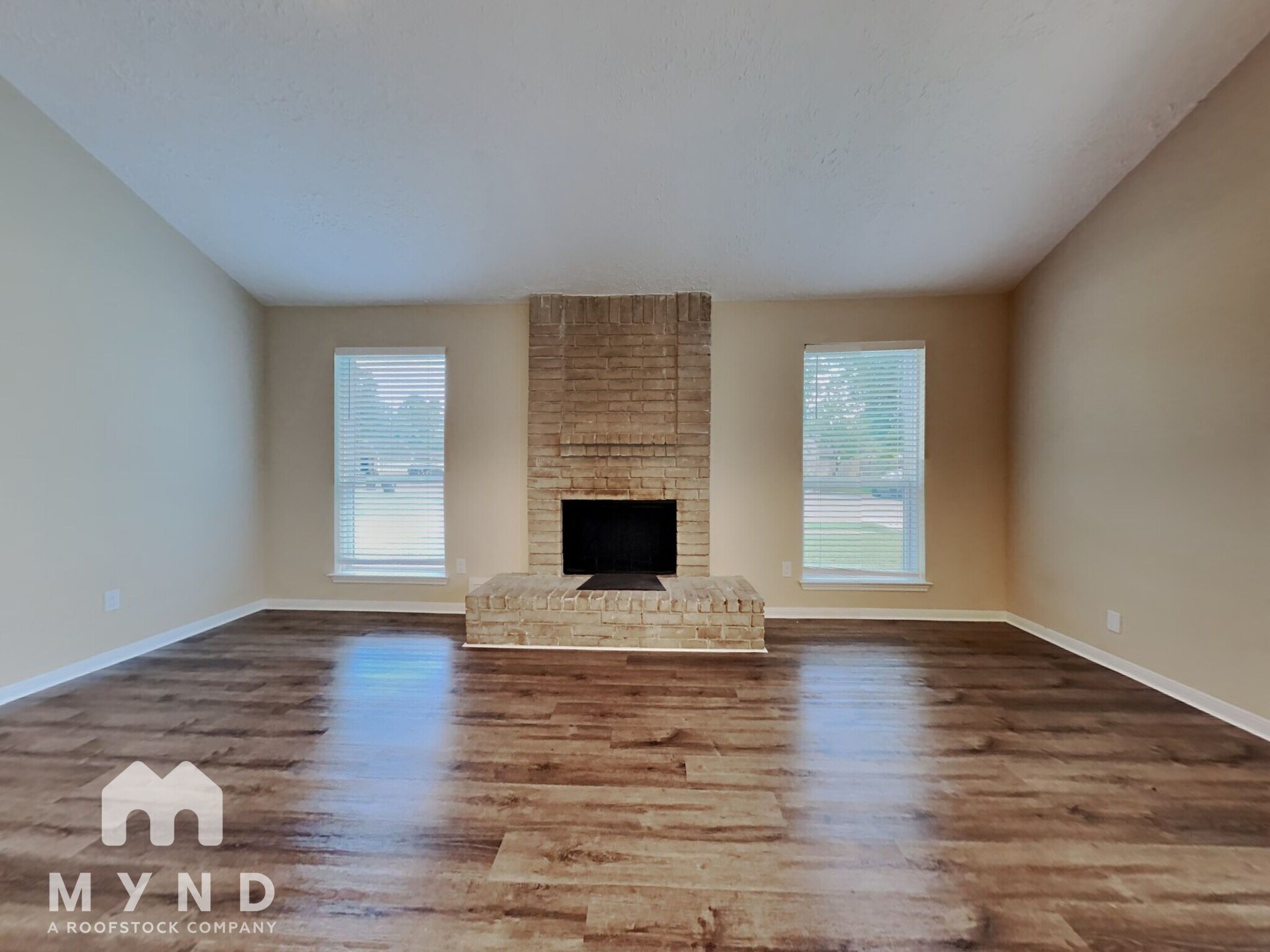 Building Photo - 5407 Cross Valley Dr