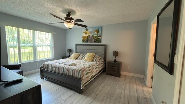 Building Photo - 5009 Laguna Bay Cir