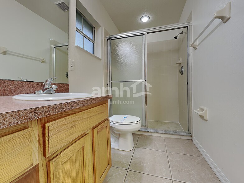 Building Photo - 4611 Treasure Cay Rd