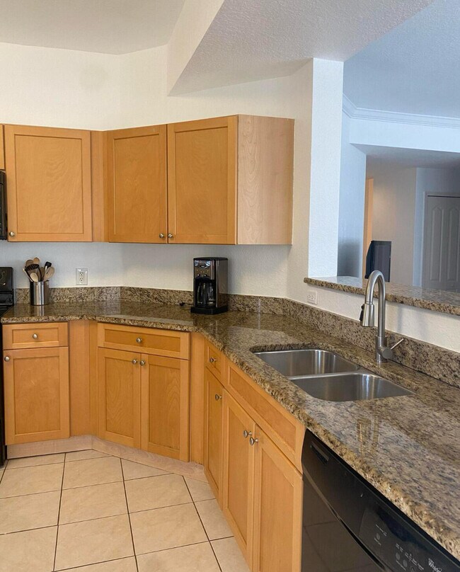 Building Photo - 11014 Legacy Dr