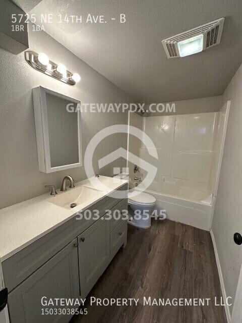 Building Photo - 5725 NE 14th Ave