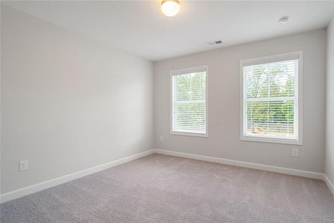 Building Photo - 313 Niles Ct