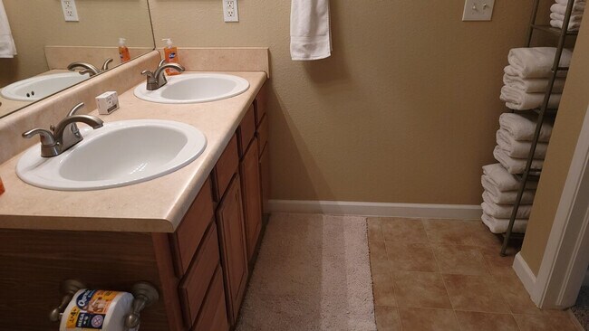 Building Photo - 4430 Copeland Lp