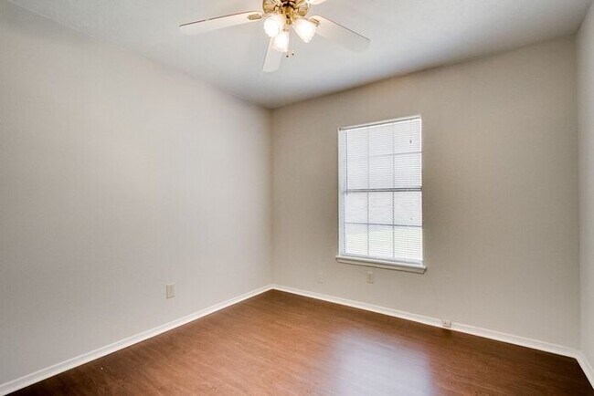 Building Photo - No Application Fees*