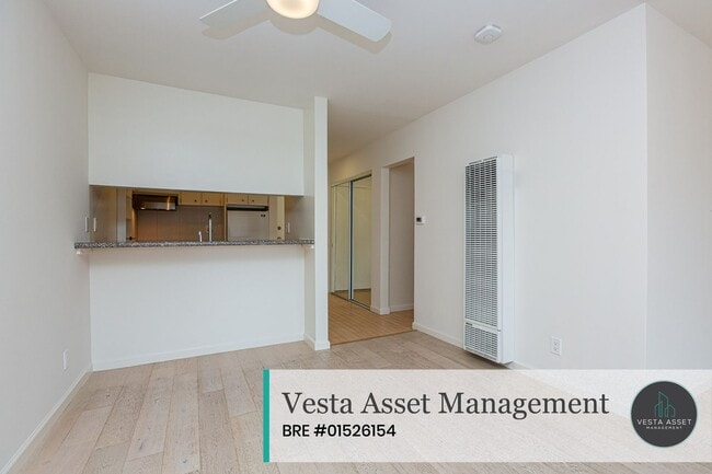 Building Photo - 135 Red Rock Way