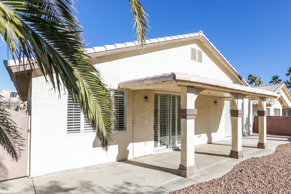 Building Photo - 45 Pangloss St