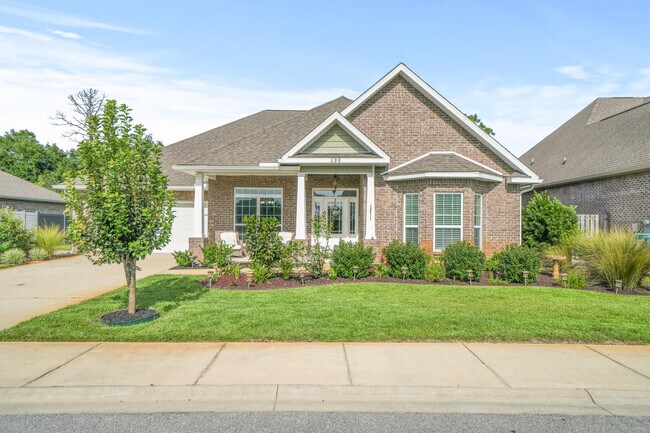 Building Photo - 199 Wayne Trail