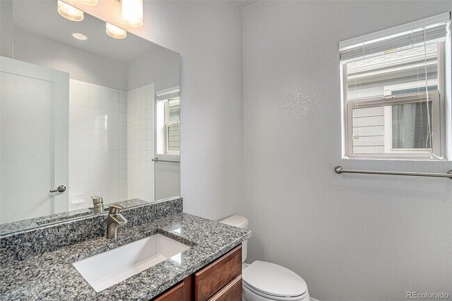 Building Photo - "Spacious 4-Bedroom Sanctuary with 3.5 Bat...