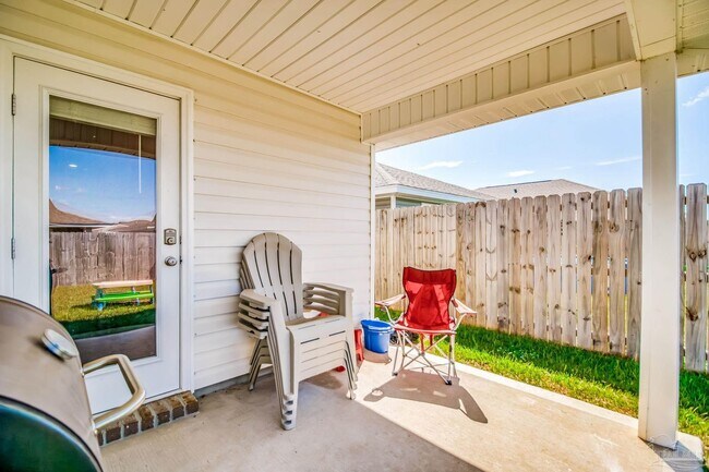 Building Photo - 4385 White Birch Ct