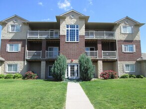 Building Photo - AUGUST 2026!!!  Beautiful 2 Bedroom - 2 Bath Condo in North Liberty