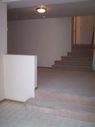 Building Photo - h978 - 980