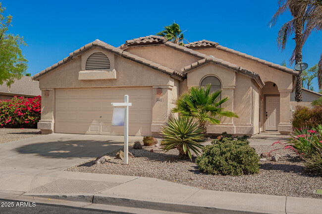 Building Photo - 9922 E Onza Ave