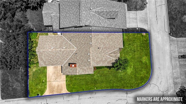 Building Photo - 2 S Prairie Dunes Dr