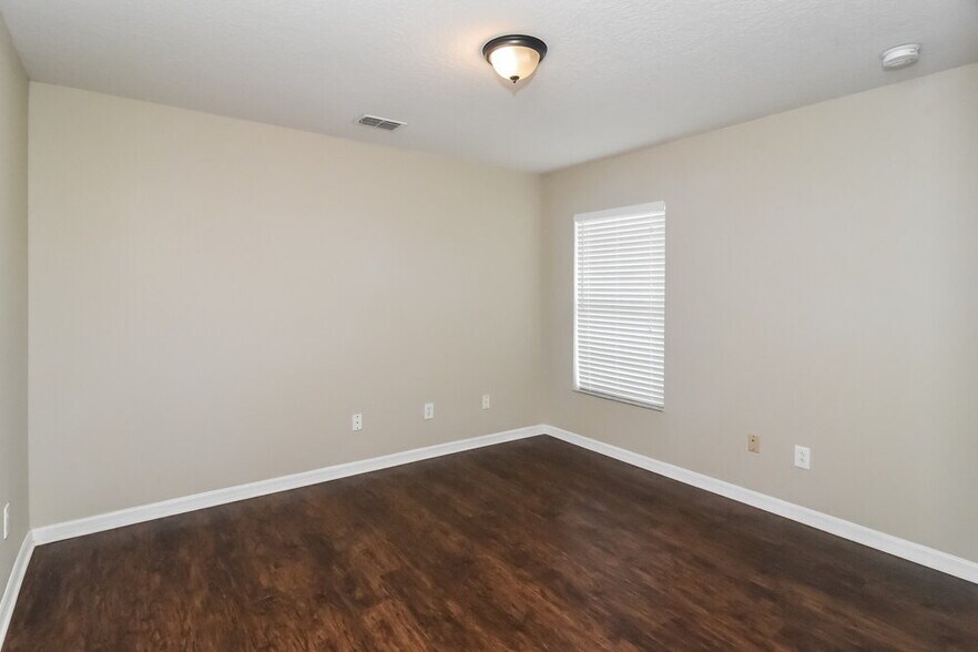 Building Photo - 4053 Longworth Loop