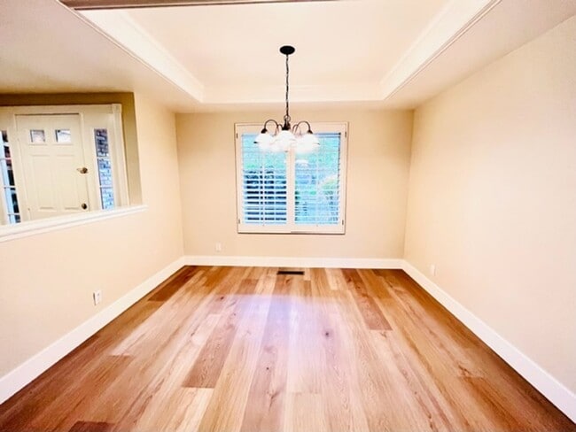 Building Photo - NEWLY RENOVATED- 4BD/2BA, Single-Family Home in Twin Creeks Area of San Ramon- Available NOW!