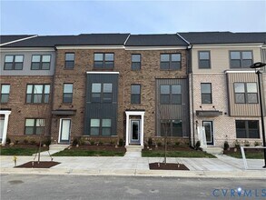 Building Photo - 9439 Alquist St