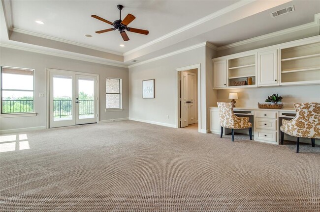 Building Photo - 2613 Round Table Blvd