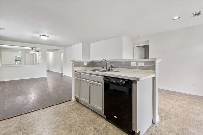 Building Photo - 29214 Legends Valley Dr