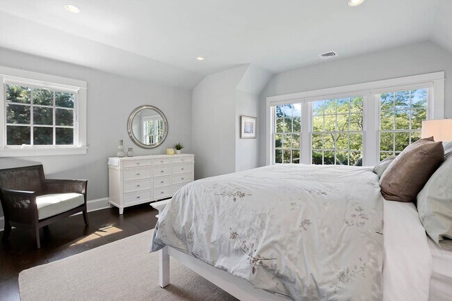 Building Photo - 34 Old Field Ln