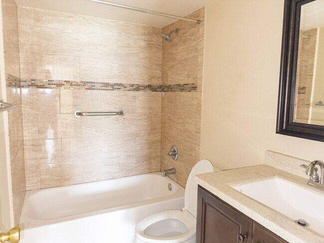 Building Photo - 34 S Ortman Dr