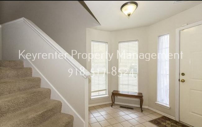 Building Photo - 3 Bed | 2.5 Bath in Jenks!