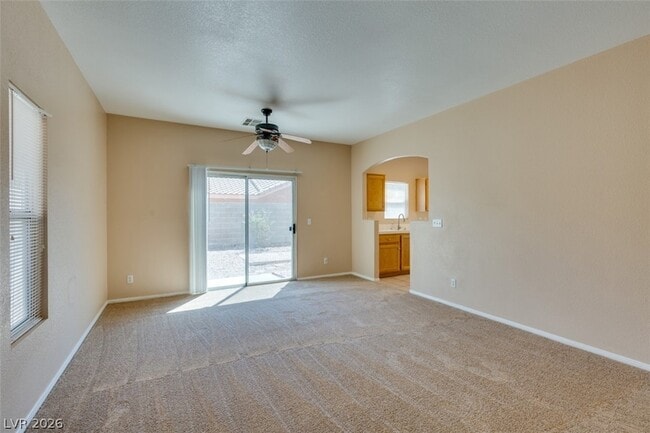 Building Photo - 1401 Sycamore Spring Ct